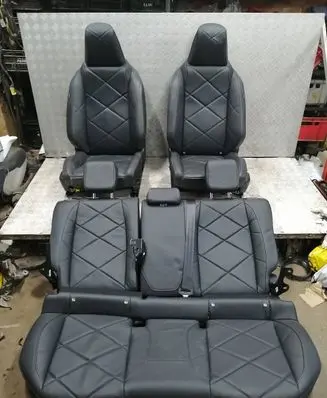 DS Automobiles 3 Crossback Seat set 