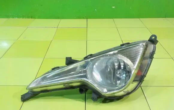 Hyundai i40 Front fog light 922013Z010 XP259