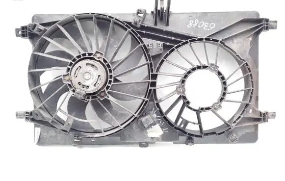 Nissan NV400 Radiator cooling fan shroud 214811562R
