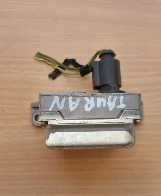 Volkswagen Touran I ESP acceleration yaw rate sensor 1K0907655B 10098503204 U9D4F02101
