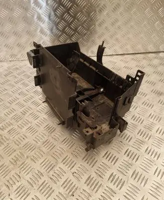 Opel Astra J Battery box tray 13354420