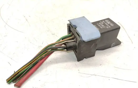 Volvo S40 Glow plug pre-heat relay 3M5T12A343AA 51252003 LLZBA