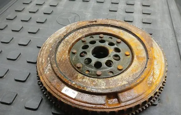 Volvo XC40 Flywheel