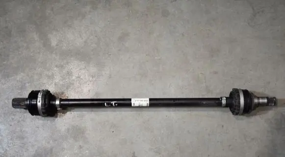 Mercedes-Benz CLA C118 X118 Front driveshaft A1773501802 5656565
