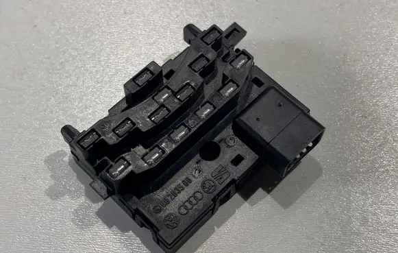 Volkswagen Golf Plus Steering angle sensor 1K0959654