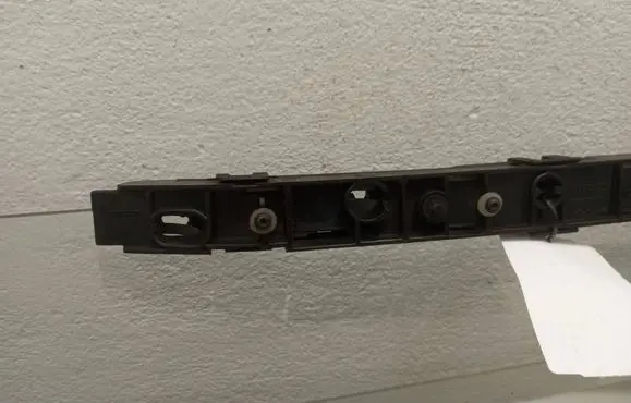 Audi A8 S8 D3 4E Rear bumper mounting bracket 4E0809915A