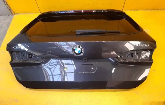 BMW 5 G60 G61 Truck tailgate 