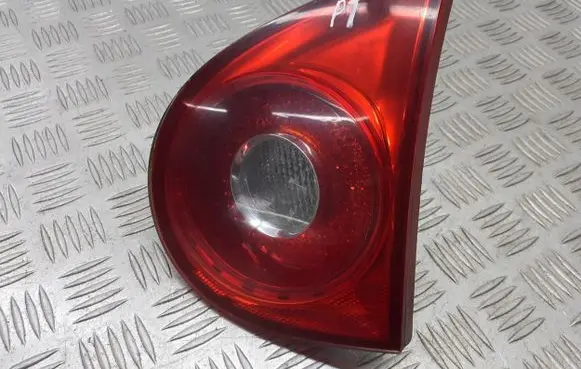 Volkswagen Golf V Rear/tail lights 1K6945094J