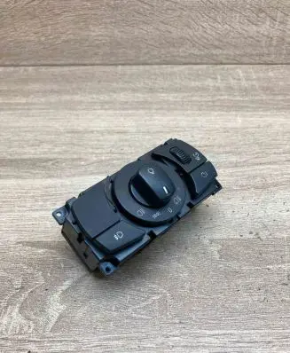 BMW 5 E60 E61 Light switch 6953735