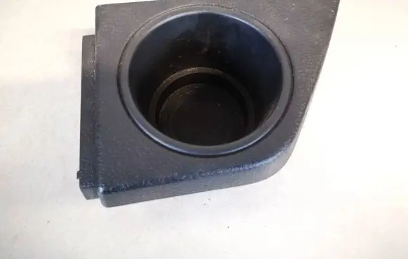 Volvo XC90 Cup holder 