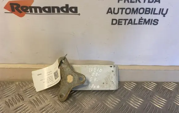 Iveco Daily 35 - 40.10 Rear door lower hinge