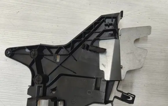 Volvo V70 Rear door exterior handle/bracket 31253942 30753743