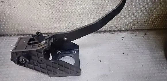 KIA Ceed Brake pedal 