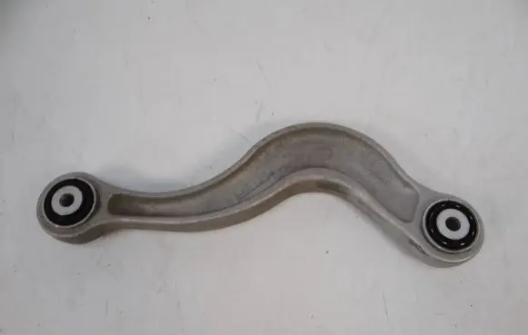 Rear control arm