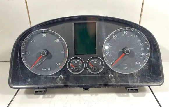 Volkswagen Touran I Speedometer (instrument cluster) 1T0920974A V0002000