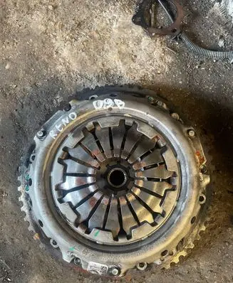 Renault Clio IV Clutch set kit 101221r