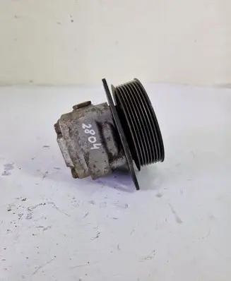 Land Rover Discovery 3 - LR3 Power steering pump 6x233061