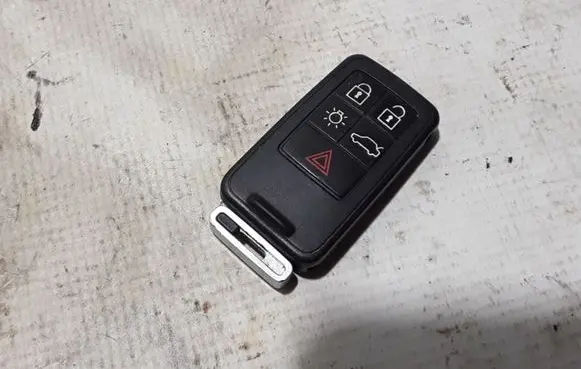 Ignition key/card