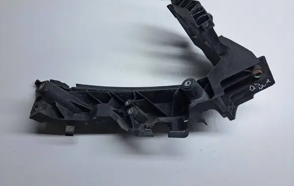 Audi Q5 SQ5 Headlight/headlamp mounting bracket 8R0805607