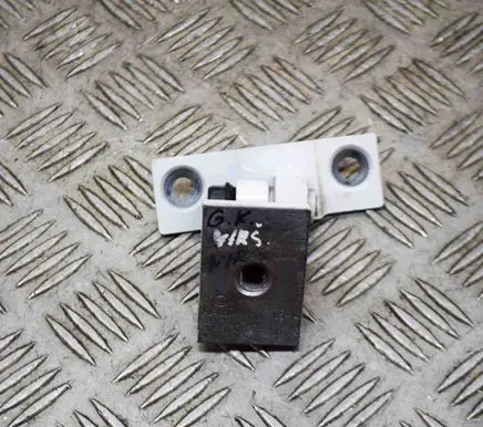 BMW X3 F25 Rear door lower hinge 7160823