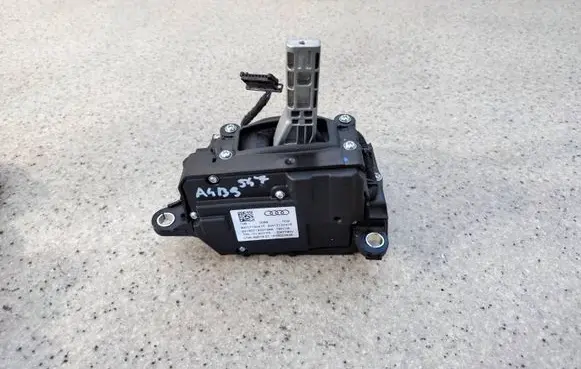 Gear shifter/selector
