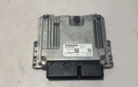 Volvo C40 Engine control unit/module 32349194