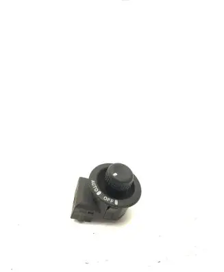 Jaguar XK8 - XKR Steering wheel adjustment switch LNA6465AA