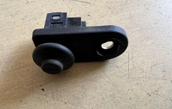 Hyundai i20 (PB PBT) Front door sensor 935601J000