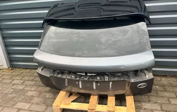 Land Rover Range Rover Velar Truck tailgate 