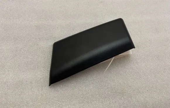 Maserati Levante (B) pillar trim (top) 670040320