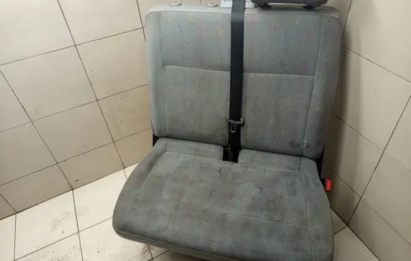 Volkswagen Transporter - Caravelle T5 Front passenger seat 