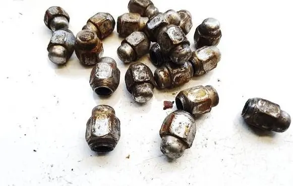Hyundai Tiburon Nuts/bolts 