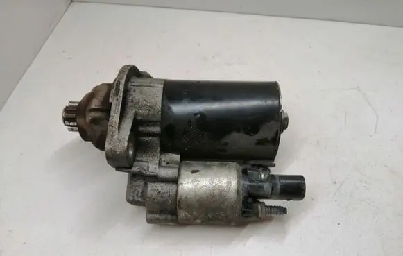 Volkswagen Golf V Starter motor 02Z911023 02Z911023E 1005831329