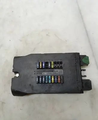 Mercedes-Benz Vito Viano W639 Fuse module 0005400650 08501002
