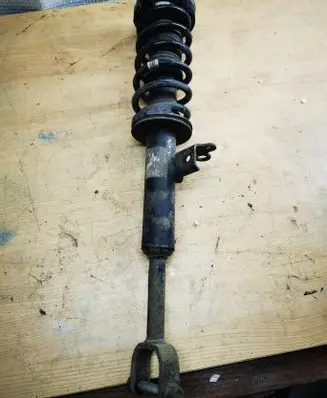 BMW 6 F12 F13 Front shock absorber/damper