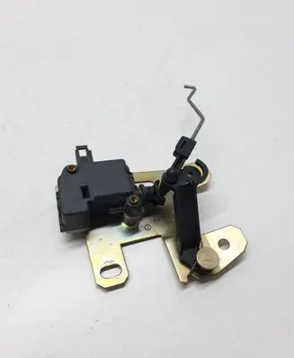 Volkswagen Touareg I Tailgate boot lock/latch motor 7L6827425