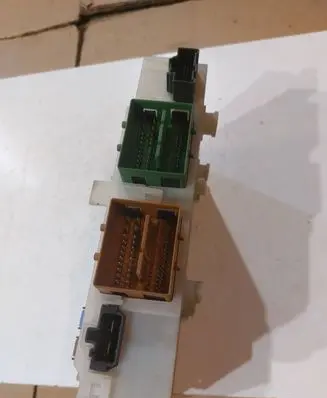 Ford Mondeo MK IV Fuse module 7G9T14A073DA 3659AF01125TP TQF01125TP