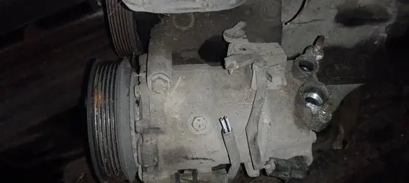 Citroen C4 I Air conditioning (A/C) compressor (pump)