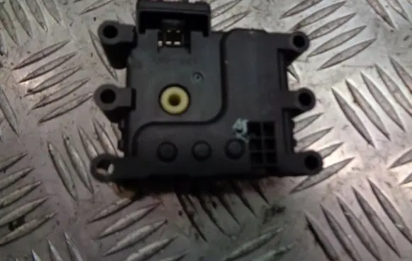 Mazda 6 A/C air flow flap actuator/motor 
