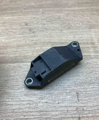 Mercedes-Benz E W211 Airbag deployment crash/impact sensor A0018209326