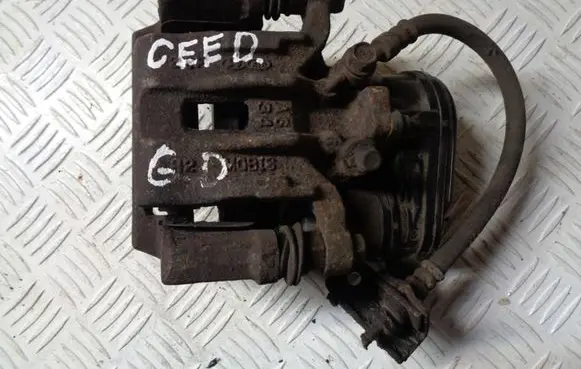 KIA Ceed Rear brake caliper A558237700