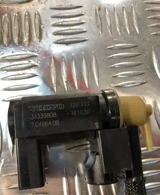 Volvo XC90 Turbo solenoid valve 31339808
