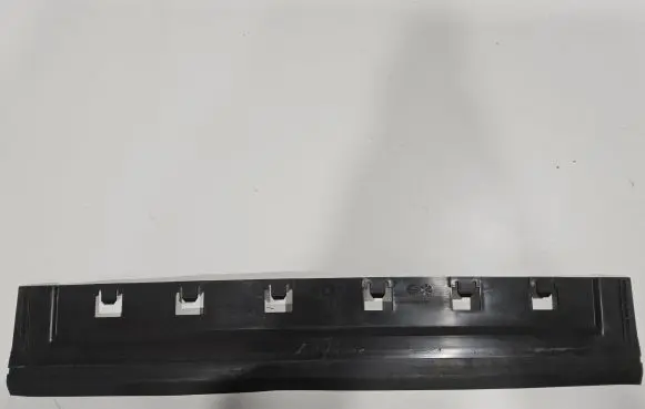 BMW X6 F16 Intercooler air guide/duct channel C13859101 C13859