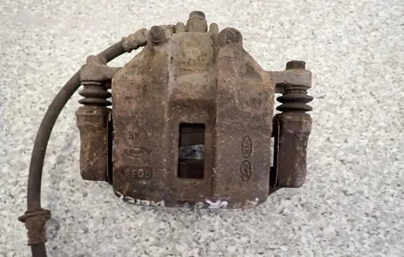 KIA Rio Front brake caliper