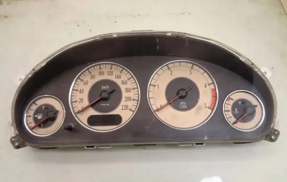 Chrysler Grand Voyager IV Speedometer (instrument cluster)