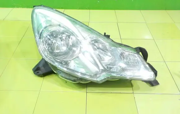 Citroen C3 Headlight/headlamp PRZOD