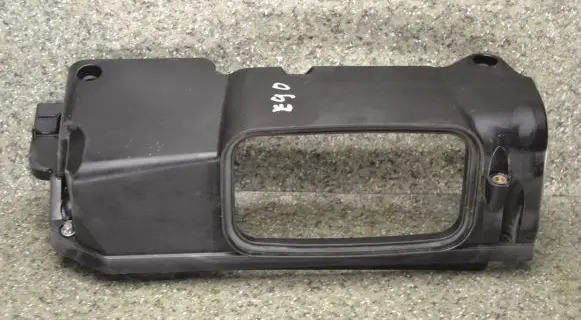 BMW 1 E81 E87 Air filter box cover 7787254 0928400397