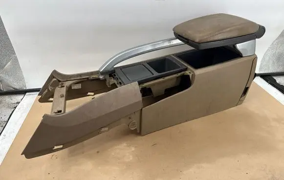 Volvo XC70 Center console 2173351