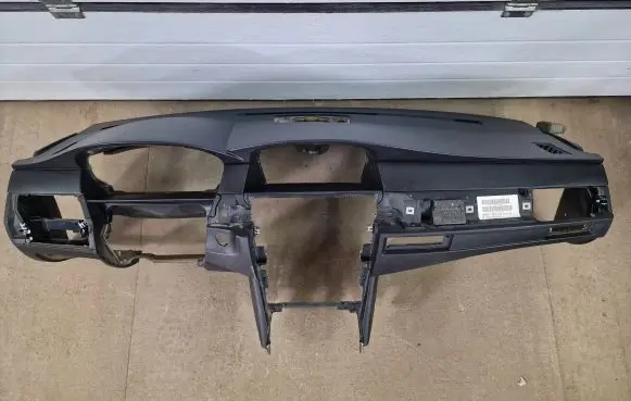 BMW 5 E60 E61 Dashboard 6960816 06B144BB1229U