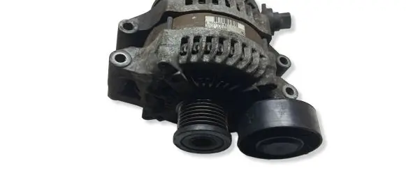 BMW 3 E90 E91 Generator/alternator 7550468
